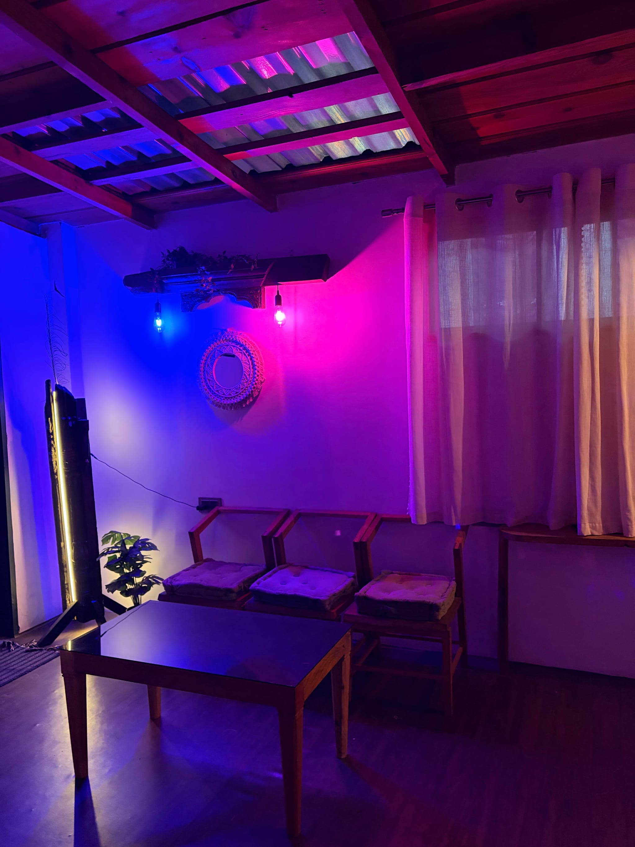 Room interior 05